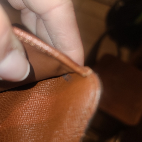 Louis-vuitton monogram wallet with chain - Picture 12 of 15